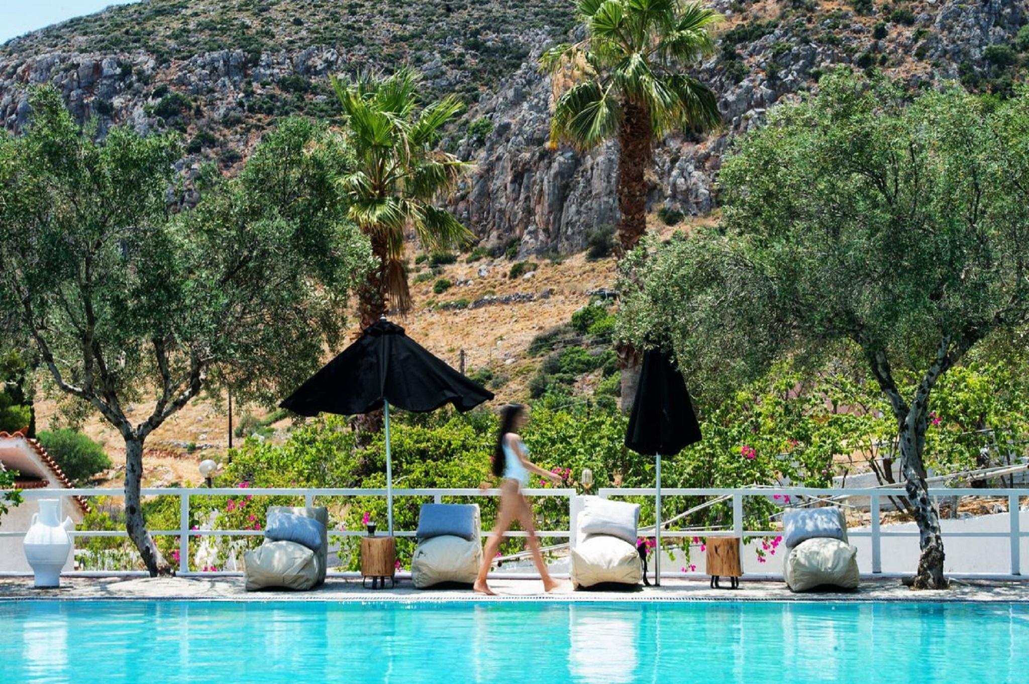 מונמבאסיה Akra Morea Hotel & Residences מראה חיצוני תמונה
