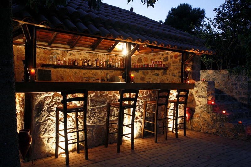 מונמבאסיה Akra Morea Hotel & Residences מראה חיצוני תמונה