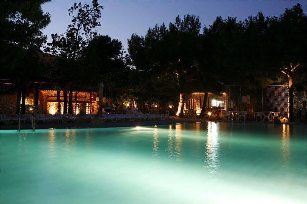 מונמבאסיה Akra Morea Hotel & Residences מראה חיצוני תמונה